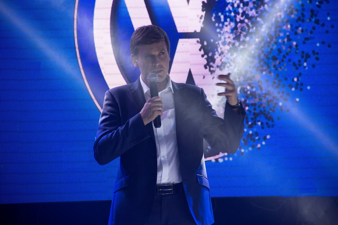 Volkswagen Touareg.jpg