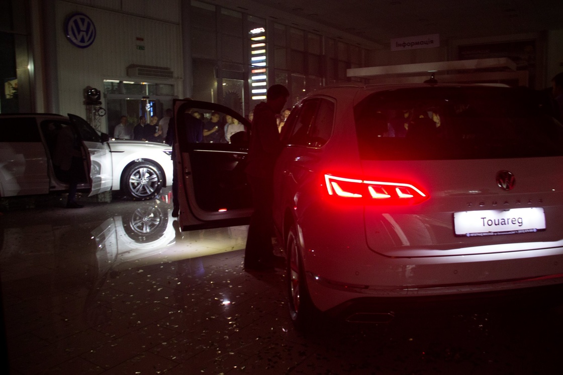 Volkswagen Touareg.jpg