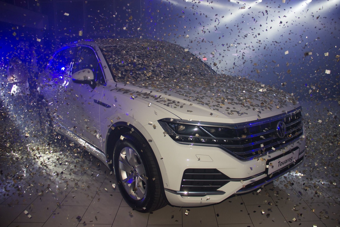 Volkswagen Touareg.jpg