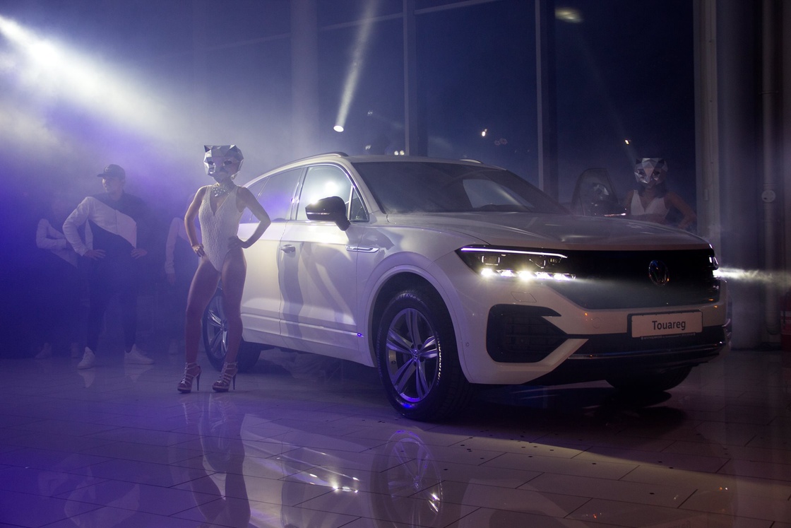 Volkswagen Touareg.jpg